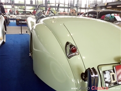 Salón Retromobile FMAAC México 2016 - 1952 Jaguar XK-120