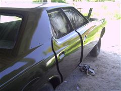 MI JUGUETITO FORD LTD 75 - PINTURA