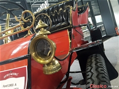 Salón Retromobile FMAAC México 2016 - 1903 Ford A