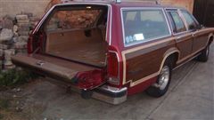 MI DIABLITA (FORD COUNTRY SQUIRE 1982