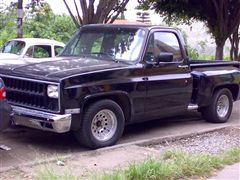 RESTAURACION DE LA NALGONA MI PICK UP GMC SIERRA CLASSIC MOD 81 - RESTAURACION DE LA NALGONA MI PICK UP GMC SIERRA CLASSIC MOD 81