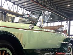 Salón Retromobile FMAAC México 2015 - Marmon Roadster D74 1925