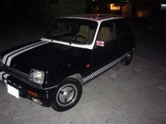 RENAULT R5