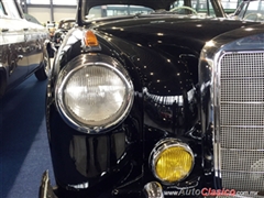 Salón Retromobile FMAAC México 2015 - Mercedes Benz 220S 1959