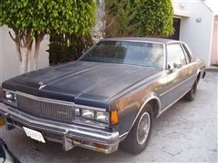 CAPRICE CLASSIC 77 MI RELAMPAGO AZUL - CAPRICE CLASSIC 77 MI RELAMPAGO AZUL