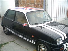 RENAULT R5