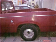 RESTAURACION DODGE D 100 1979 - CAMBIO DE LLANTAS Y TAPONES