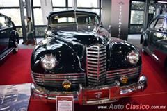 1947 Packard Custom Super Clipper Limosina 8 cilindros en línea de 356ci con 165hp