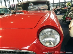 Salón Retromobile FMAAC México 2015 - Ford Thunderbird 1955