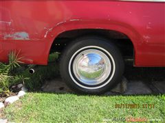 RESTAURACION DODGE D 100 1979 - CAMBIO DE LLANTAS Y TAPONES