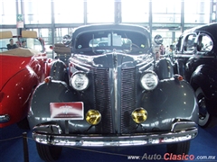 1937 Buick Eight