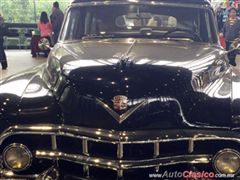 Salón Retromobile FMAAC México 2015 - Cadillac Imperial Sedan 1952