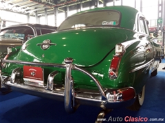 Salón Retromobile FMAAC México 2016 - 1951 Oldsmobile Super 88