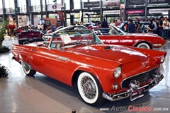 1956 Ford Thunderbird Motor V8 de 292ci 198hp