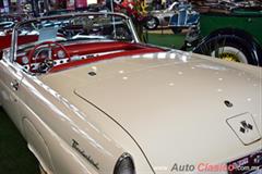 1955 Ford Thunderbird. Motor V8 312ci que desarrolla 198hp