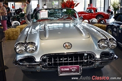 1960 Chevrolet Corvette Motor V8 de 283ci 220hp