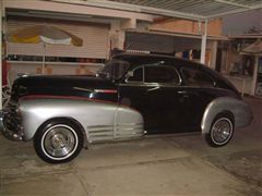 CHEVY FLEETLINE AEROSEDAN 1947 - CHEVY FLEETLINE AEROSEDAN 1947