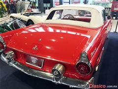 Salón Retromobile FMAAC México 2015 - Ford Thunderbird 1955