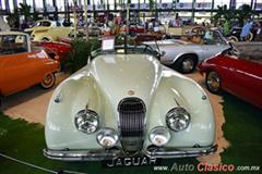 1954 Jaguar XK SE 120 Roadster. Motor 6L de 3,442cc que desarrolla 182hp