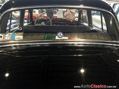 Salón Retromobile FMAAC México 2015 - Mercedes Benz 220S 1959