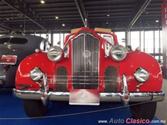 Salón Retromobile FMAAC México 2016 - 1940 Packard Convertible