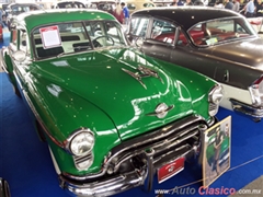 Salón Retromobile FMAAC México 2016 - 1951 Oldsmobile Super 88