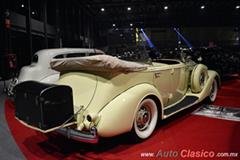 1936 Packard Super Eight, 8 cilindros en línea de 320ci con 130hp.