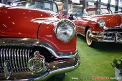 1951 Buick Super. Motor 8L de 247ci que desarrolla 118hp