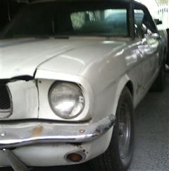 CABALLO BLANCO MUSTANG 19641/2 - INICIA LA GRAN AVENTURA DE RESTAURACION MUSTANG 1964 1/2