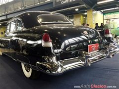 Salón Retromobile FMAAC México 2015 - Cadillac Imperial Sedan 1952