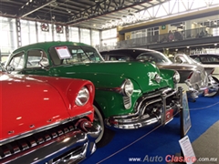 Salón Retromobile FMAAC México 2016 - 1951 Oldsmobile Super 88