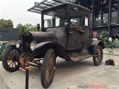 Salón Retromobile FMAAC México 2016 - 1917 Ford T Coupe Rumble Seat