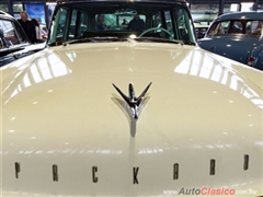 Salón Retromobile FMAAC México 2015 - Packard Clipper Wagon 1957