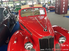 Salón Retromobile FMAAC México 2016 - 1940 Packard Convertible