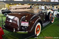 1934 Auburn Phaeton. Motor 8L de 280ci que desarrolla 115hp.