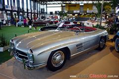 1960 Mercedes Benz 300SL. Motor 6L de 3,000cc que desarrolla 215hp