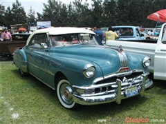 10o Encuentro Nacional de Autos Antiguos Atotonilco - 1951 Pontiac Eight Chieftain Deluxe Catalina Hardtop