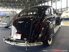 Salón Retromobile FMAAC México 2015 - Chrysler Airflow 1936