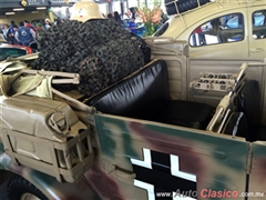 Salón Retromobile FMAAC México 2015 - VW Kübelwagen 1942