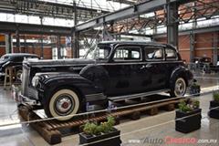 1942 Packard Custom de Lux Limo One Eighty