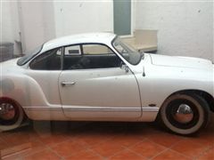 como me gusta contemplar mi karmann ghia