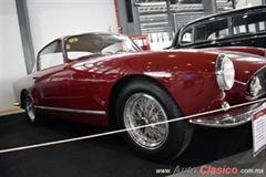 1957 Ferrari 250 Gran Turismo V12 de 3,000cc con 220hp