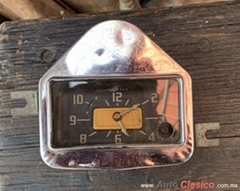 1950 PLYMOUTH DASHBOARD CLOCK