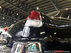 Salón Retromobile FMAAC México 2015 - Cadillac Imperial Sedan 1952