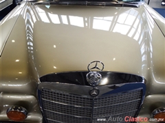 Salón Retromobile FMAAC México 2015 - Mercedes Benz 280S 1970