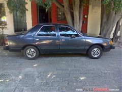 Ford Topaz 1985.