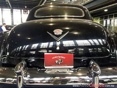 Salón Retromobile FMAAC México 2015 - Cadillac Imperial Sedan 1952