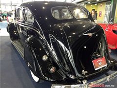 Salón Retromobile FMAAC México 2015 - Chrysler Airflow 1936