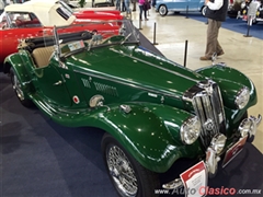 Salón Retromobile FMAAC México 2015 - MG TF 1955