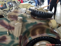 Salón Retromobile FMAAC México 2015 - VW Kübelwagen 1942